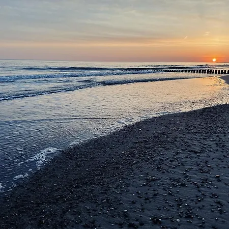 Casella E34 Let's Sea Baltic Park Apartment *